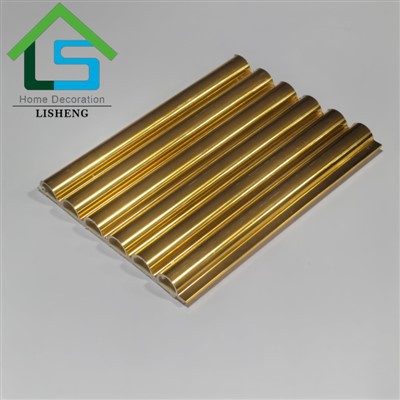 Lenyűgöző félköri WPC panelek élénk színkombinációkban